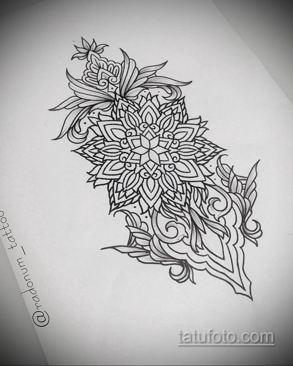Style "Linework" - tattoo from lines