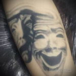 Фото тату театральные маски 09.09.2019 №040 - tattoo theater masks - tatufoto.com