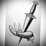 эскиз для тату нож на руке 23.09.2019 №001 - sketch for tattoo knife on hand - tatufoto.com