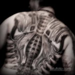 биомеханика тату на спине 31.10.2019 №023 - back biomechanics tattoo - tatufoto.com