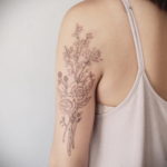 фото рисунка нежной женской тату 21.10.2019 №042 - gentle female tattoo - tatufoto.com