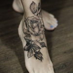 фото рисунка нежной женской тату 21.10.2019 №080 - gentle female tattoo - tatufoto.com