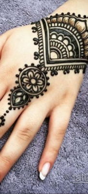 Пример временной татуировки хной на фото 11.11.2019 №286 -henna tattoo- tatufoto.com
