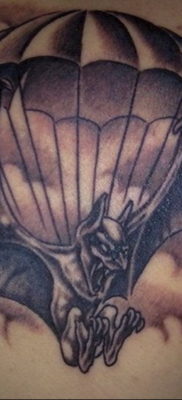 Татуировка разведки – летучая мышь 24.11.2019 №3053 -bat tattoo- tatufoto.com
