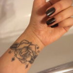 женские тату на запястье 18.11.2019 №023 -women’s wrist tattoos- tatufoto.com