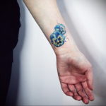 женские тату на запястье 18.11.2019 №062 -women’s wrist tattoos- tatufoto.com