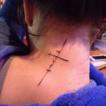 женские тату на шее 18.11.2019 №009 -women's tattoos on the neck- tatufoto.com