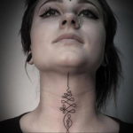 женские тату на шее 18.11.2019 №031 -women's tattoos on the neck- tatufoto.com