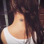 женские тату на шее 18.11.2019 №059 -women's tattoos on the neck- tatufoto.com