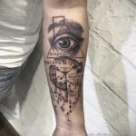 интересный рисунок татуировки на фото 18.11.2019 №373 -Interesting tattoo- tatufoto.com