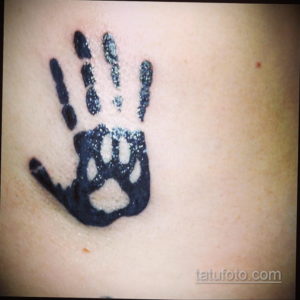 интересный рисунок татуировки на фото 18.11.2019 №521 -Interesting tattoo- tatufoto.com