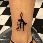 интересный рисунок татуировки на фото 18.11.2019 №634 -Interesting tattoo- tatufoto.com