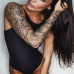 красивая девушка с татуировкой 24.11.2019 №012 -beautiful girl with a tattoo- tatufoto.com