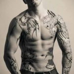 красивый парень с татуировко 24.11.2019 №038 -handsome guy with a tattoo- tatufoto.com