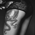 тату дракон женские 18.11.2019 №066 -dragon tattoos for women- tatufoto.com
