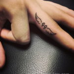 тату на пальцах женские 18.11.2019 №032 -finger tattoos for women- tatufoto.com