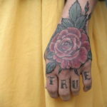 тату на пальцах женские 18.11.2019 №066 -finger tattoos for women- tatufoto.com