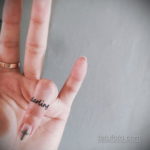 тату на пальцах женские 18.11.2019 №079 -finger tattoos for women- tatufoto.com