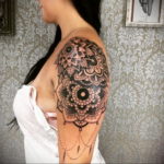 тату на плече женские 18.11.2019 №010 -women shoulder tattoos- tatufoto.com