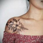 тату на плече женские 18.11.2019 №036 -women shoulder tattoos- tatufoto.com