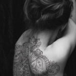 тату на спине женские 18.11.2019 №048 -women back tattoos- tatufoto.com