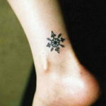 тату на щиколотке женские 18.11.2019 №022 -ankle tattoos for women- tatufoto.com