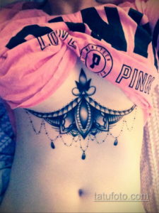 тату под грудью женские 18.11.2019 №044 -tattoo under the breast women- tatufoto.com