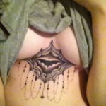 тату под грудью женские 18.11.2019 №073 -tattoo under the breast women- tatufoto.com