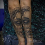 на фото татуировка в стиле Хоррор 12.12.2019 №056 -horror tattoo- tatufoto.com