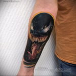 на фото татуировка в стиле Хоррор 12.12.2019 №066 -horror tattoo- tatufoto.com
