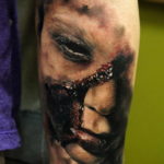 на фото татуировка в стиле Хоррор 12.12.2019 №080 -horror tattoo- tatufoto.com