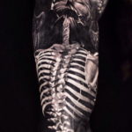 на фото татуировка в стиле Хоррор 12.12.2019 №284 -horror tattoo- tatufoto.com