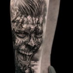 на фото татуировка в стиле Хоррор 12.12.2019 №335 -horror tattoo- tatufoto.com