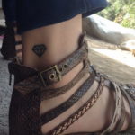 тату диамант на ноге 02.12.2019 №016 -diamond leg tattoo- tatufoto.com