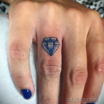 тату диамант на пальце 02.12.2019 №007 -diamond finger tattoo- tatufoto.com