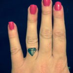 тату диамант на пальце 02.12.2019 №010 -diamond finger tattoo- tatufoto.com