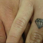 тату диамант на пальце 02.12.2019 №040 -diamond finger tattoo- tatufoto.com