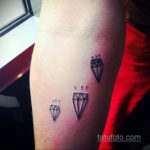 тату диамант на руке 02.12.2019 №055 -diamond tattoo on the arm- tatufoto.com