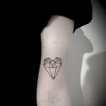 тату диамант на руке 02.12.2019 №064 -diamond tattoo on the arm- tatufoto.com