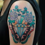 тату диамант на руке 02.12.2019 №068 -diamond tattoo on the arm- tatufoto.com