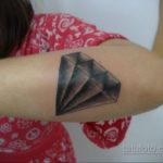 тату диамант на руке 02.12.2019 №069 -diamond tattoo on the arm- tatufoto.com
