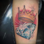 тату диамант с короной 02.12.2019 №014 -diamond tattoo with crown- tatufoto.com