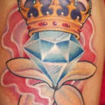 тату диамант с короной 02.12.2019 №039 -diamond tattoo with crown- tatufoto.com