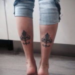 фото рисунка тату с геральдической лилией 14.12.2019 №013 -heraldic lily- tatufoto.com