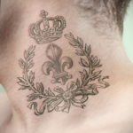 фото рисунка тату с геральдической лилией 14.12.2019 №139 -heraldic lily- tatufoto.com
