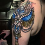 фото тату эполет на плече (погон) 10.12.2019 №031 -tattoo epaulettes- tatufoto.com