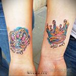 фото тату корона на запястье для мужчин 02.01.2020 №1013 -crown tattoo- tatufoto.com