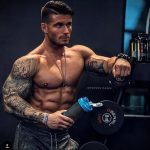 @nodonutshere_official_fanpage – фото полицейского с татуировками для сайта tatufoto.com 2