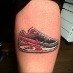 Реалистичная тату с кроссовком найк – 08.01.2020 - tatufoto.com