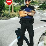 Фото действующего сотрудника полиции в форме с татуировками на теле для tatufoto.com 43